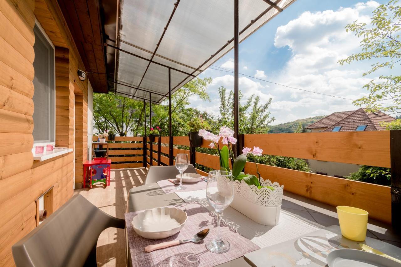Lianne Apartman Miskolc Buitenkant foto