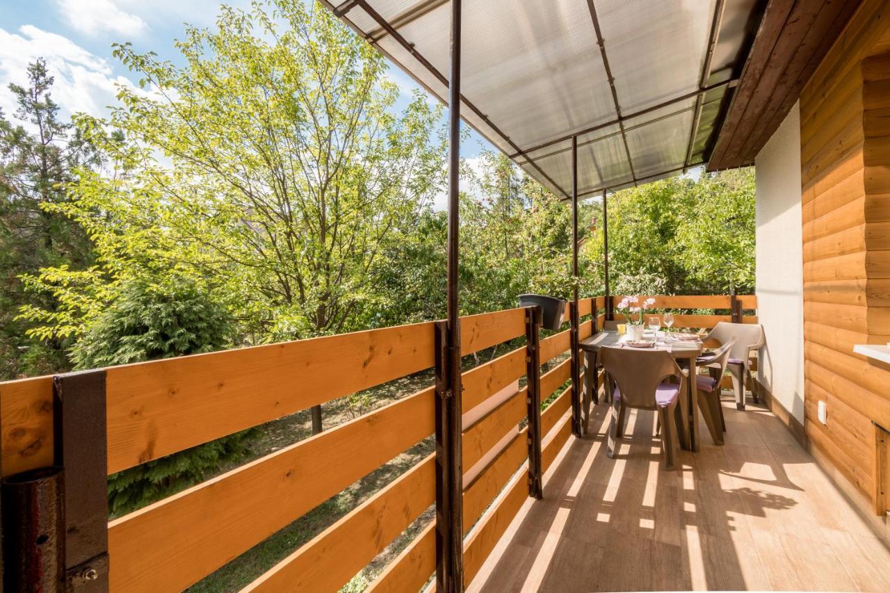 Lianne Apartman Miskolc Buitenkant foto